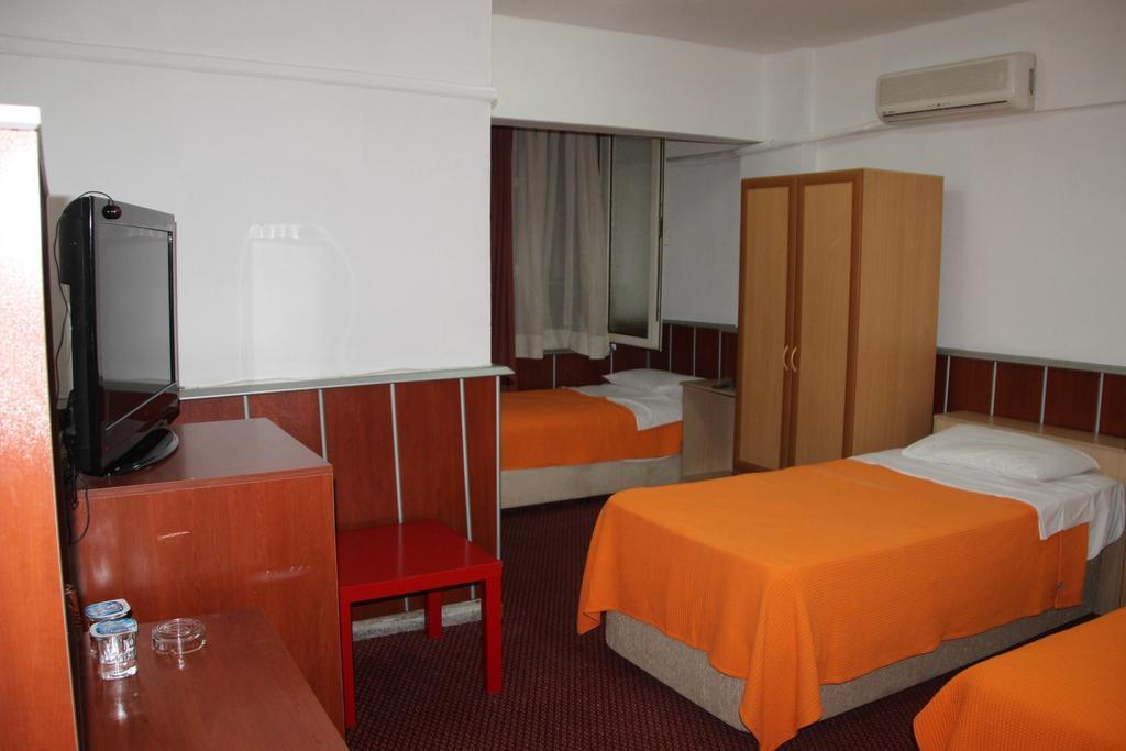 Hotel Ulke ヤロヴァ 部屋 写真
