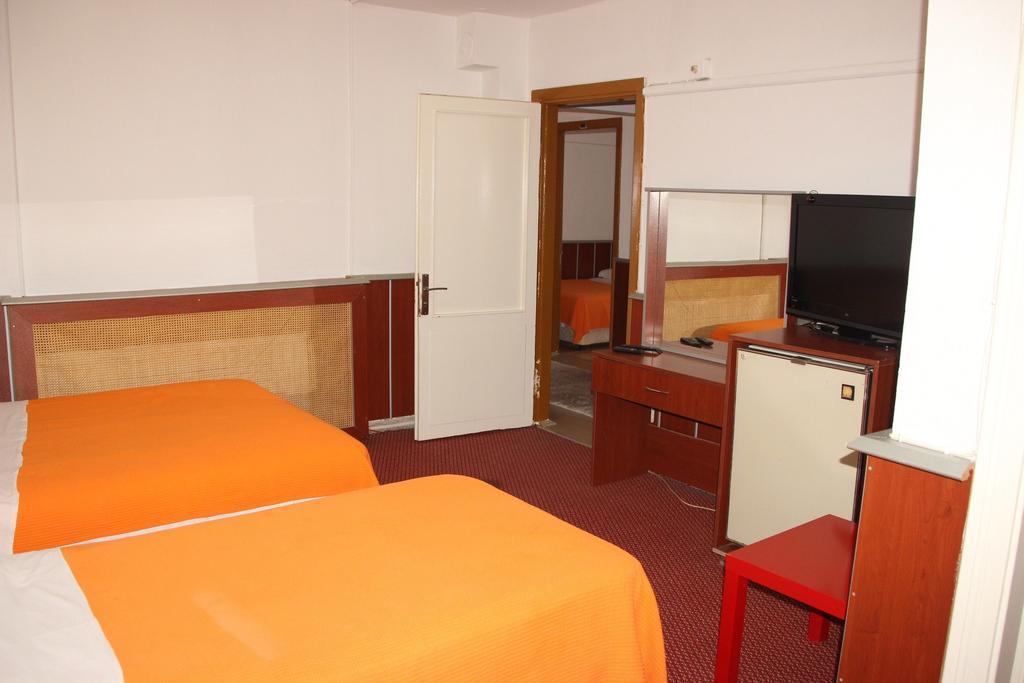 Hotel Ulke ヤロヴァ 部屋 写真